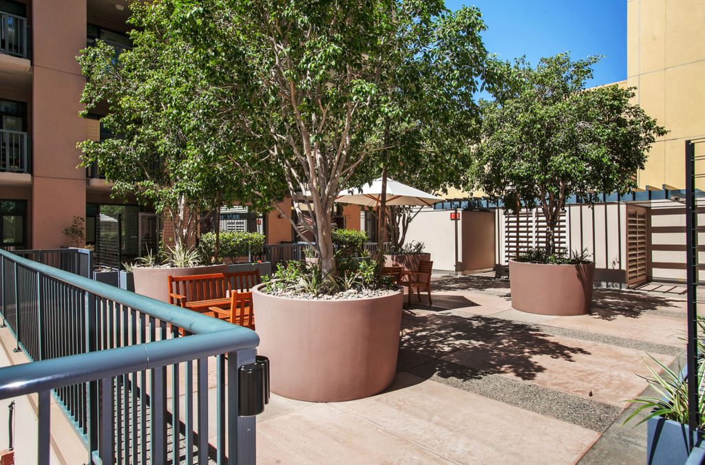 503 K St Unit 208