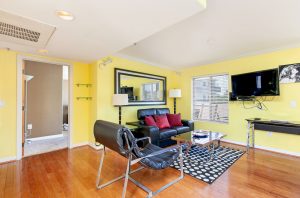 801 W Hawthorne Street Unit 403