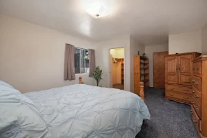 246 Elm Ave
