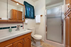 246 Elm Ave