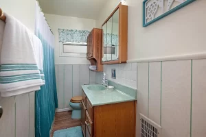 246 Elm Ave
