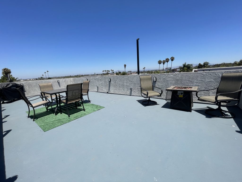 1734 Dahlia Street